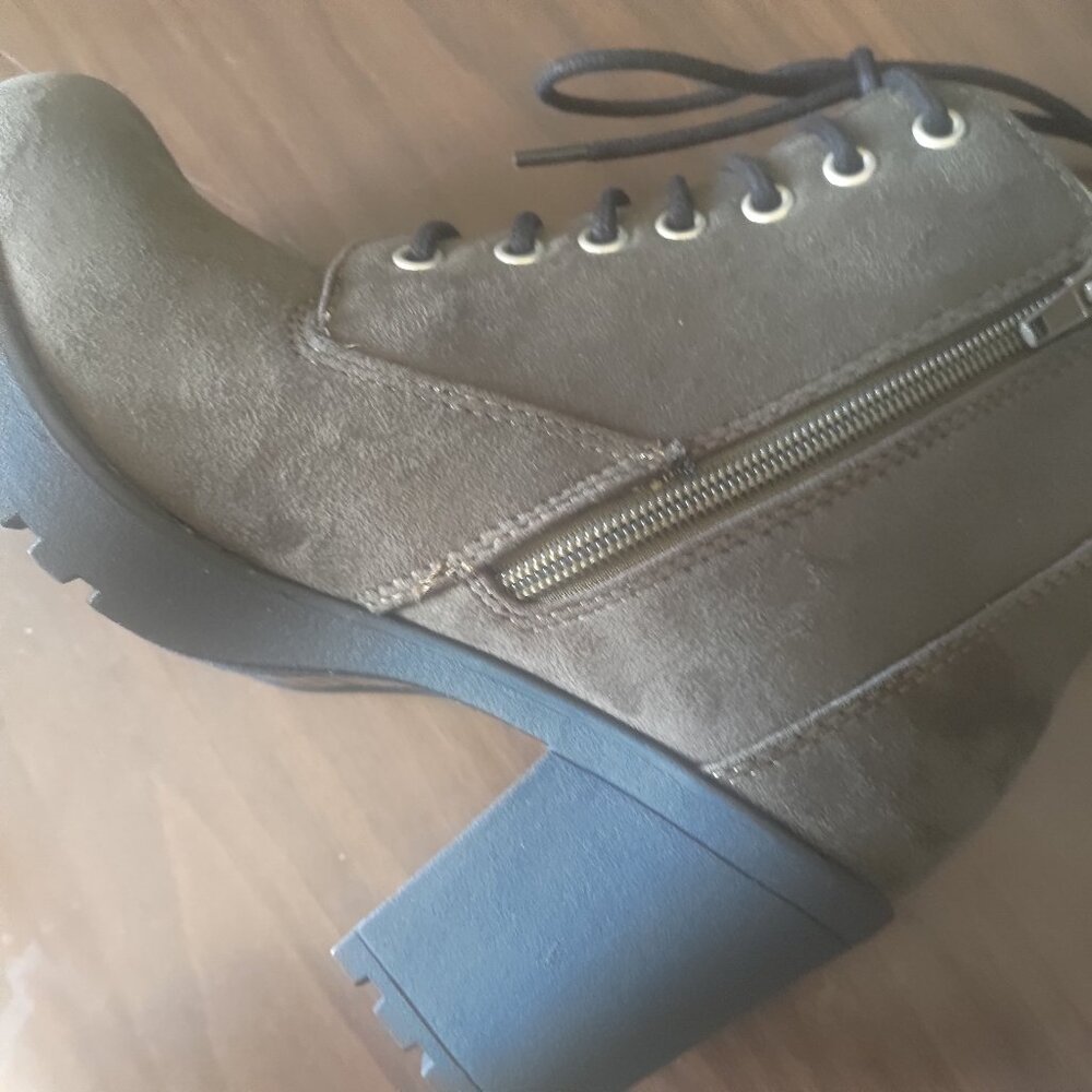 Second Heel Ankle Boot Forest